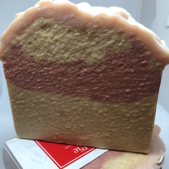 🧼Apple Pie Artisan Natural Soap 5.0 Oz red apple - Picture 13 of 14